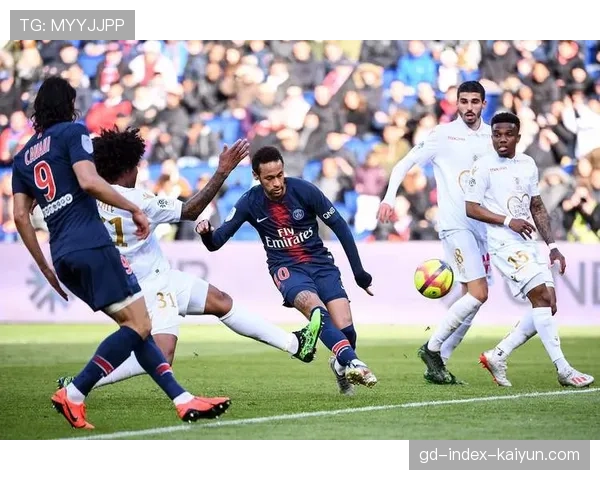 云达不莱梅2-1汉堡，北方德比主队笑到最后